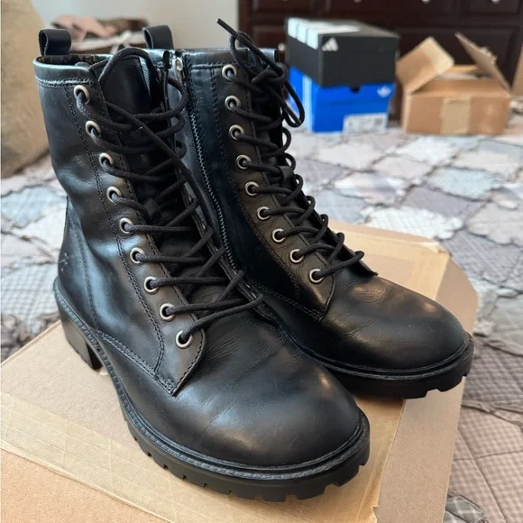 🖤 Frye Woman’s Black Lace-Up Combat Boots - Picture 1 of 8